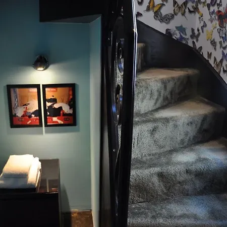 Noir Hotel 3*