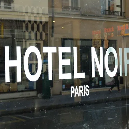 Noir 3* Paris