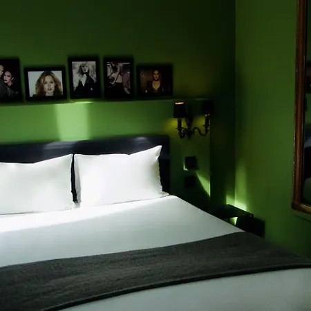Noir Hotel