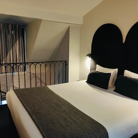 Hotel Noir 3*