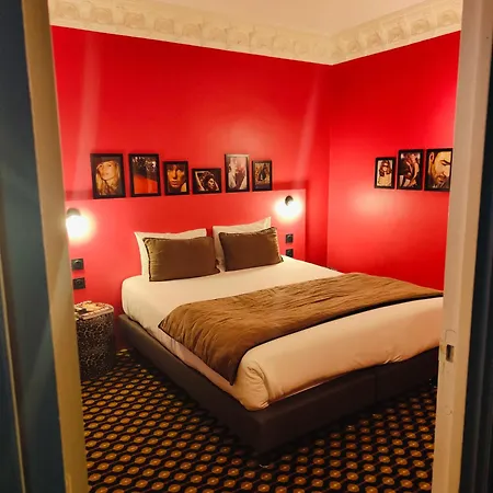 Hotel Noir 3*