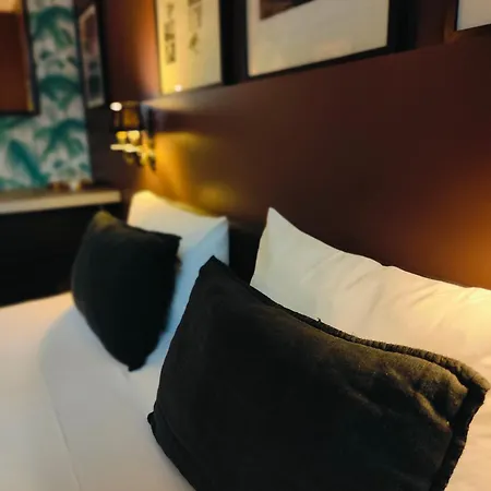 Noir Hotel